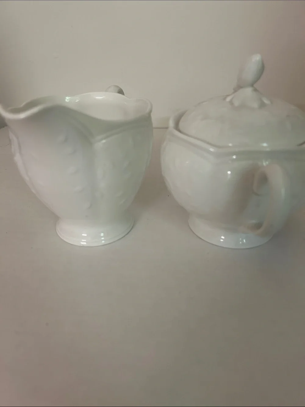 Lenox elegant white